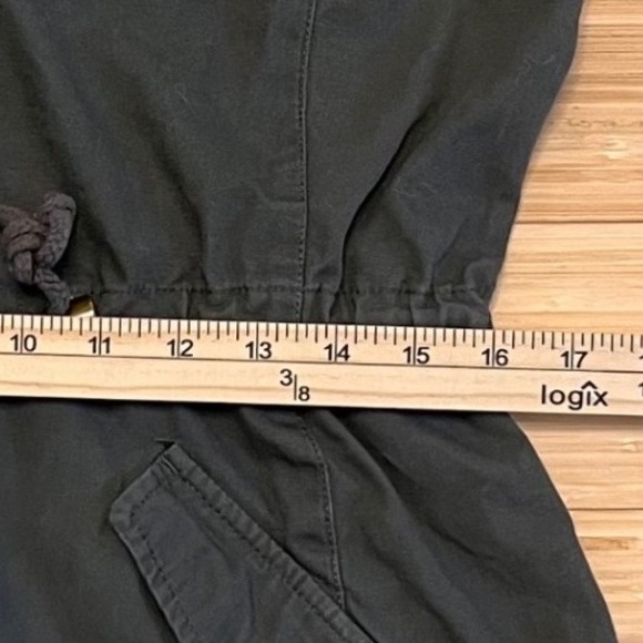 Sebby Army Green Utility Cargo Vest Size Medium Zip Up W/ Drawstring Waist‎ - Picture 6 of 7